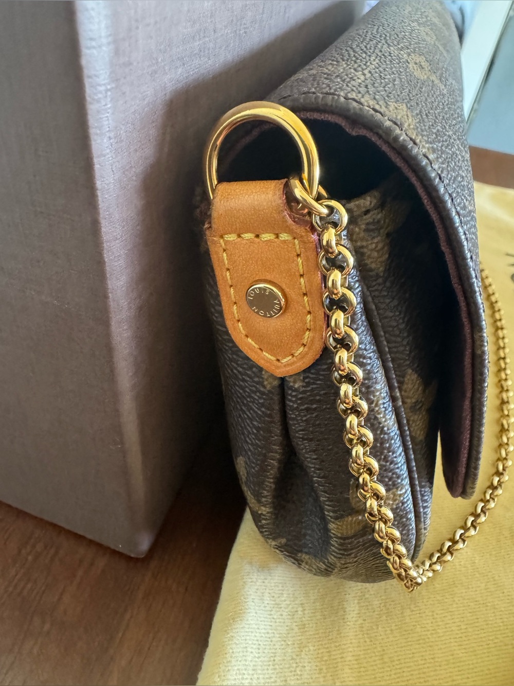 Louis Vuitton Favorite PM Monogram Canvas Brown & Gold Chain Crossbody Bag - Picture 4 of 15